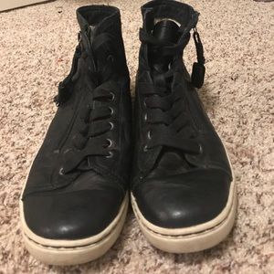 Ugg leather high top sneakers size 9